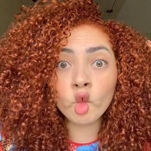 Meet your Posher, Adriana